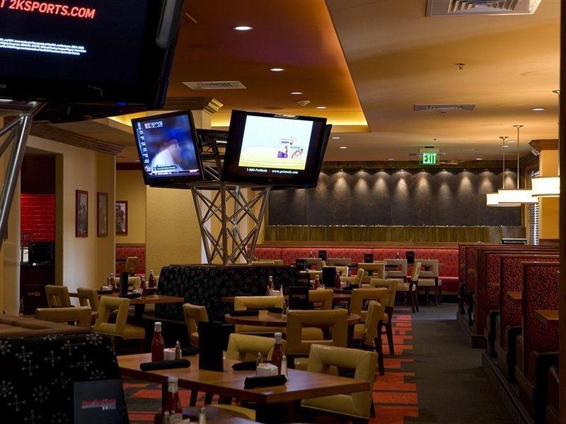 Holiday Inn San Antonio Northwest- Seaworld Area By Ihg Exteriör bild
